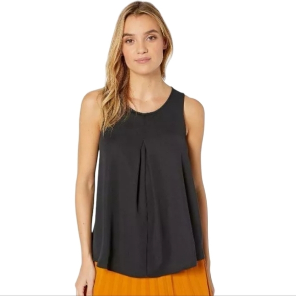 NWT BCBG Trapeze Black Chiffon Top Size Small - Picture 1 of 4